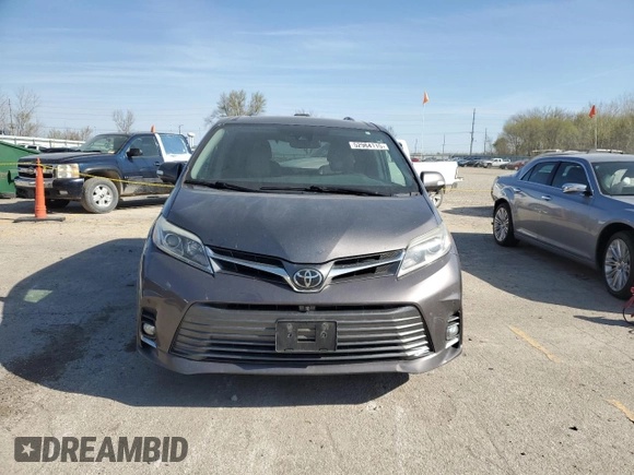 2018 Toyota Sienna XLE Auto Access Seat with VIN 5TDYZ3DC2JS930768, listed as a Copart auction lot 52964115 with 121,191 mi miles and Salvage Title. Bid and sale history available at DreamBid. Image 5.