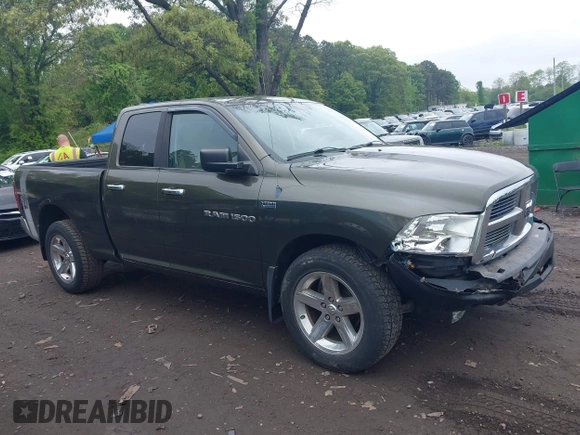 2012 Ram 1500 Big Horn z VIN 1C6RD7GT7CS154905, wystawiony jako IAAI lot #42267549 z przebiegiem 251 589 mil mil oraz . Historia ofert i sprzedaży dostępna na DreamBid. Obrazek 13.