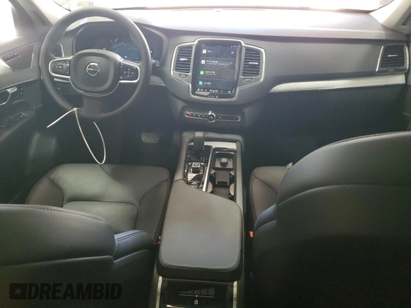 2025 Volvo XC90 Core с VIN YV4M12PJ6S1337310, выставлен на аукционе Copart как лот 46470055 с пробегом 8 940 миль миль и Чистый • Clean title. История ставок и продаж доступна на DreamBid. Изображение 8.