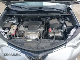 2018 Toyota RAV4 XLE with VIN 2T3WFREV9JW410102, listed as a IAAI auction lot 41929892 with 75,422 mi miles and . Bid and sale history available at carsss.com. Image 10.