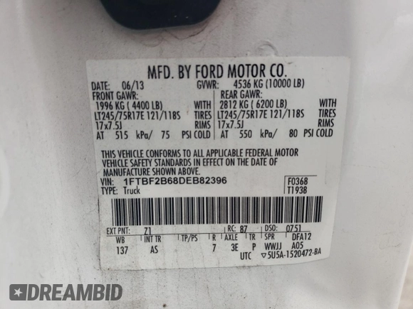 2013 Ford F-250 XL z VIN 1FTBF2B68DEB82396, wystawiony jako Copart lot #52378355 z przebiegiem 91 282 mil mil oraz Czysty tytuł • Clean title. Historia ofert i sprzedaży dostępna na DreamBid. Obrazek 13.
