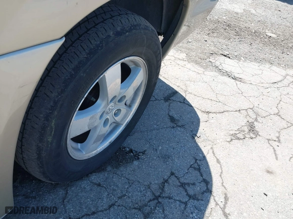 2006 Dodge Grand Caravan SXT with VIN 2D4GP44L46R886234, listed as a IAAI auction lot 41986745 with 1 mi miles. Bid and sale history available at carsss.com. Image 12.