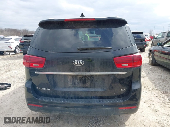 2019 Kia Sedona EX with VIN KNDMB5C13K6534221, listed as a IAAI auction lot 41880056 with 140,726 mi miles. Bid and sale history available at carsss.com. Image 16.
