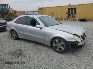 2006 Mercedes-Benz E 500 z VIN WDBUF70J76A883405, wystawiony jako Copart lot #58378925 z przebiegiem 117 433 mil mil oraz Szkoda całkowita • Salvage title. Historia ofert i sprzedaży dostępna na DreamBid. Obrazek 4.