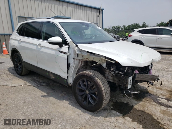 2022 Volkswagen Tiguan SE z VIN 3VV2B7AX3NM132294, wystawiony jako Copart lot #60587305 z przebiegiem 106 867 mil mil oraz Szkoda całkowita • Salvage title. Historia ofert i sprzedaży dostępna na DreamBid. Obrazek 4.