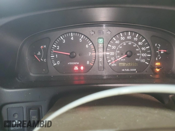2000 Toyota Sienna LE with VIN 4T3ZF13C6YU210501, listed as a Copart auction lot 56510955 with 253,950 mi miles and Salvage title. Bid and sale history available at DreamBid. Image 9.