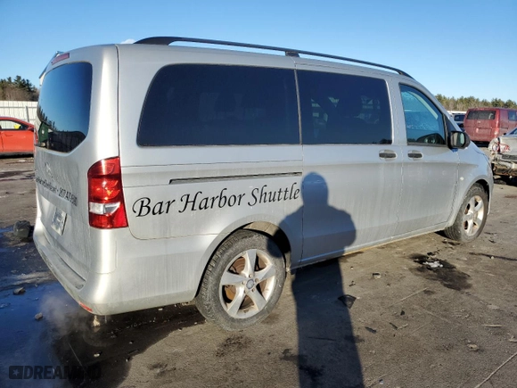 2016 Mercedes-Benz Metris Passenger Van with VIN WD4PG2EE0G3084202, listed as a Copart auction lot 83177404 with 236,285 mi miles and Clean Title. Bid and sale history available at carsss.com. Image 3.