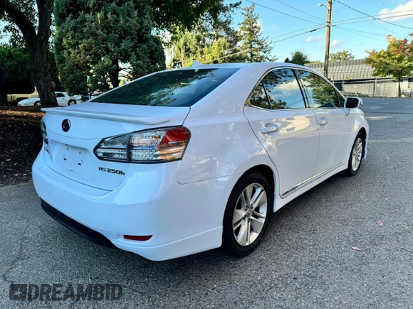 2010 Lexus HS 250h z VIN JTHBB1BA0A2007484, wystawiony jako Copart lot #53406105 z przebiegiem 141 668 mil mil oraz Czysty tytuł • Clean title. Historia ofert i sprzedaży dostępna na DreamBid. Obrazek 4.