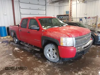 2010 Chevrolet Silverado 1500 1HY with VIN 3GCXKUEJ2AG214941, listed as a IAAI auction lot 41221547 with 199,365 mi miles and . Bid and sale history available at DreamBid. Image 1.