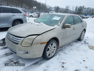 2009 Ford Fusion SEL with VIN 3FAHP08ZX9R107528, listed as a IAAI auction lot 41634988 with 113,352 mi miles. Bid and sale history available at carsss.com. Image 2.
