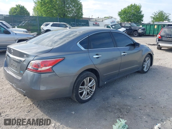 2014 Nissan Altima 2.5 S with VIN 1N4AL3AP1EC401416, listed as a IAAI auction lot 42165064 with 139,314 mi miles. Bid and sale history available at carsss.com. Image 4.