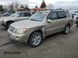2006 Toyota Highlander Hybrid with VIN JTEEW21A360005821, listed as a Copart auction lot 47549735 with 221,559 mi miles and Salvage Title. Bid and sale history available at carsss.com. Image 1.