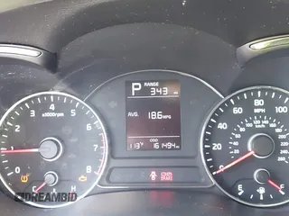 2017 Kia Forte LX z VIN 3KPFK4A71HE064591, wystawiony jako IAAI lot #42425957 z przebiegiem 161 494 mil mil oraz . Historia ofert i sprzedaży dostępna na DreamBid. Obrazek 7.