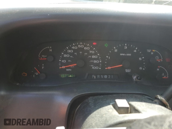 2002 Ford Super Duty F-250 XL with VIN 1FTNF20S52EA21238, listed as a Copart auction lot 54097065 with 152,710 mi miles and Clean Title. Bid and sale history available at carsss.com. Image 9.