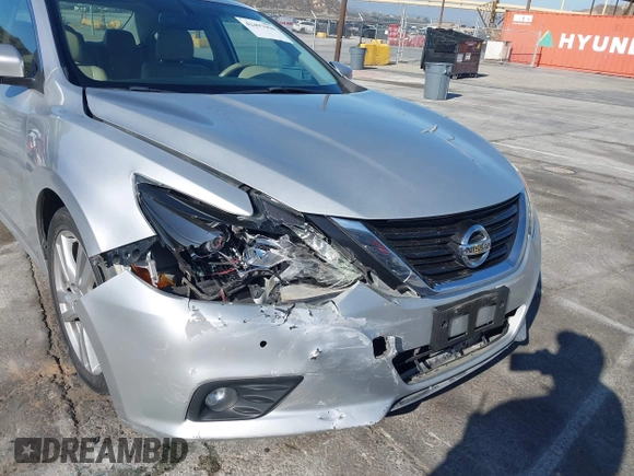 2017 Nissan Altima SR with VIN 1N4BL3AP7HC193941, listed as a IAAI auction lot 42497050 with 96,864 mi miles and . Bid and sale history available at DreamBid. Image 6.