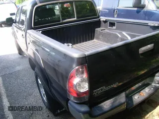 2011 Toyota Tacoma with VIN 3TMLU4EN6BM080949, listed as a IAAI auction lot 42524110 with 276,617 mi miles and . Bid and sale history available at DreamBid. Image 1.