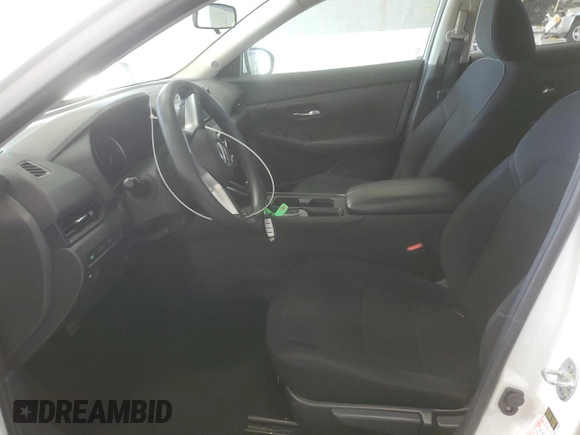 2022 Nissan Sentra S z VIN 3N1AB8BV3NY280129, wystawiony jako Copart lot #53990265 z przebiegiem 32 210 mil mil oraz Szkoda całkowita • Salvage title. Historia ofert i sprzedaży dostępna na DreamBid. Obrazek 7.