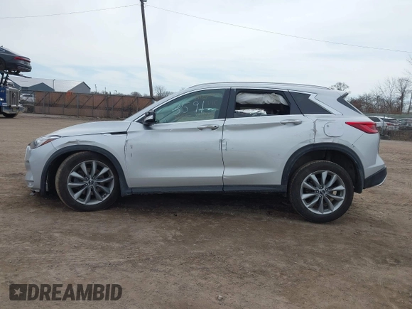 2019 Infiniti QX50 Essential with VIN 3PCAJ5M37KF143597, listed as a IAAI auction lot 41827890 with 39,975 mi miles and . Bid and sale history available at DreamBid. Image 14.