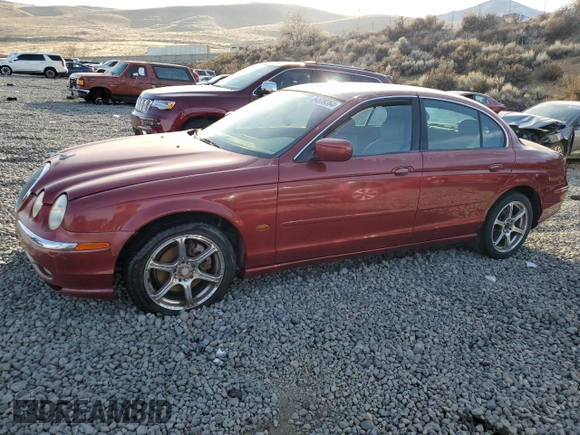 2000 Jaguar S-Type V8 z VIN SAJDA01D7YGL57521, wystawiony jako Copart lot #84539364 z przebiegiem Nie podano mil oraz Szkoda całkowita • Salvage title. Historia ofert i sprzedaży dostępna na DreamBid. Obrazek 1.