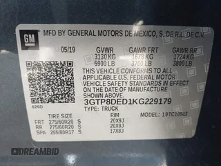2019 GMC Sierra 1500 SLT z VIN 3GTP8DED1KG229179, wystawiony jako IAAI lot #41932481 z przebiegiem Nie podano mil oraz . Historia ofert i sprzedaży dostępna na DreamBid. Obrazek 9.