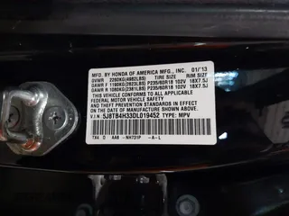 2013 Acura RDX with VIN 5J8TB4H33DL019452, listed as a IAAI auction lot 42223906 with 209,754 mi miles and . Bid and sale history available at carsss.com. Image 9.