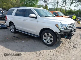 2019 Ford Expedition XLT z VIN 1FMJU1HT1KEA67317, wystawiony jako IAAI lot #42067277 z przebiegiem 88 382 mil mil oraz . Historia ofert i sprzedaży dostępna na DreamBid. Obrazek 1.