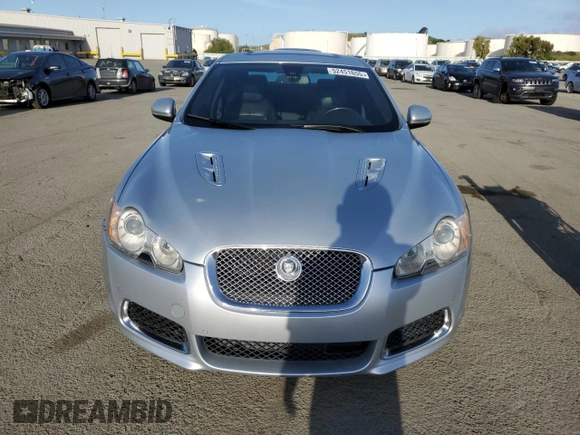 2010 Jaguar XF with VIN SAJWA0JC3AMR69397, listed as a Copart auction lot 52451655 with 138,521 mi miles and Clean Title. Bid and sale history available at DreamBid. Image 5.