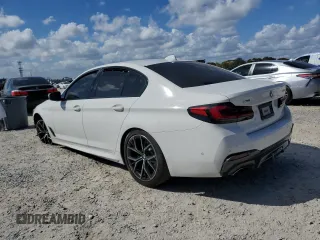 2022 BMW 5 Series 530i xDrive with VIN WBA13BJ0XNCK80986, listed as a Copart auction lot 44539685 with 32,063 mi miles and Salvage Title. Bid and sale history available at carsss.com. Image 2.