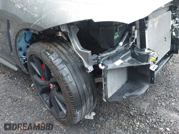 2019 Jaguar F-Pace SVR with VIN SADCZ2EE6KA607539, listed as a IAAI auction lot 42426049 with Not provided miles and . Bid and sale history available at DreamBid. Image 6.