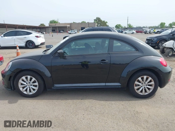 2015 Volkswagen Beetle Fleet Edition with VIN 3VWF17AT3FM651022, listed as a IAAI auction lot 42126502 with 174,834 mi miles and . Bid and sale history available at DreamBid. Image 14.