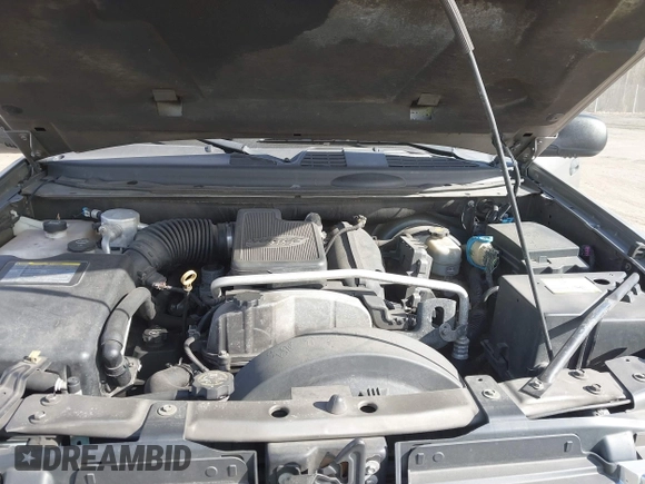 2008 GMC Envoy SLE2 with VIN 1GKDT13S782210241, listed as a IAAI auction lot 41635443 with 171,816 mi miles. Bid and sale history available at carsss.com. Image 10.