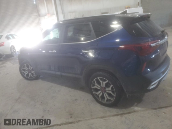 2021 Kia Seltos SX with VIN KNDETCA24M7207406, listed as a Copart auction lot 45762665 with 70,955 mi miles and Salvage Title. Bid and sale history available at carsss.com. Image 2.