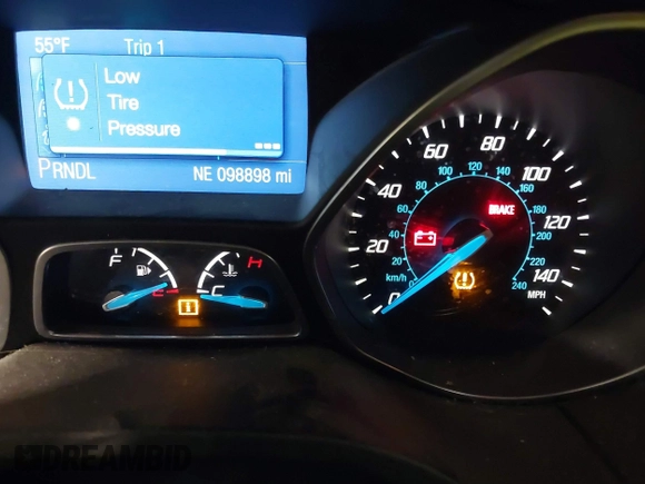 2014 Ford Focus SE with VIN 1FADP3F29EL287969, listed as a IAAI auction lot 41321168 with 98,898 mi miles. Bid and sale history available at carsss.com. Image 7.
