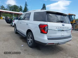 2024 Ford Expedition Limited с VIN 1FMJU2A88REA35566, выставлен на аукционе IAAI как лот 42478954 с пробегом 31 932 миль миль и . История ставок и продаж доступна на DreamBid. Изображение 3.