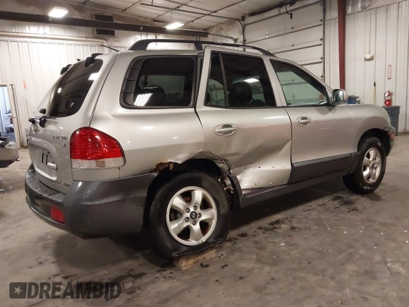 2005 Hyundai Santa Fe GLS with VIN KM8SC73D95U974594, listed as a IAAI auction lot 42340827 with 126,081 mi miles and . Bid and sale history available at DreamBid. Image 4.