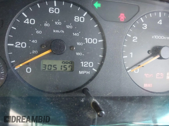 2000 Subaru Forester L with VIN JF1SF6355YH721788, listed as a IAAI auction lot 41736026 with 305,157 mi miles. Bid and sale history available at carsss.com. Image 7.