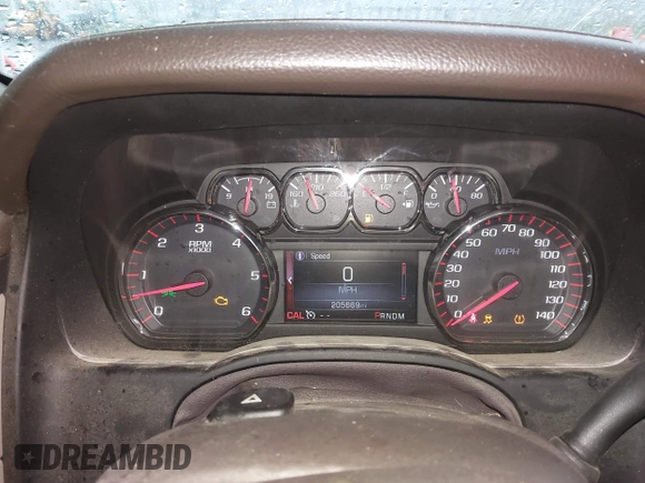 2015 GMC Yukon XL SLT with VIN 1GKS2HKC6FR501993, listed as a IAAI auction lot 41902491 with 205,669 mi miles. Bid and sale history available at carsss.com. Image 7.
