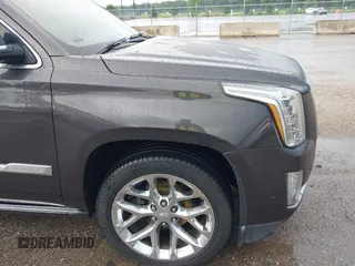 2016 Cadillac Escalade Premium Collection z VIN 1GYS4CKJ7GR260450, wystawiony jako IAAI lot #42542124 z przebiegiem 85 513 mil mil oraz . Historia ofert i sprzedaży dostępna na DreamBid. Obrazek 19.
