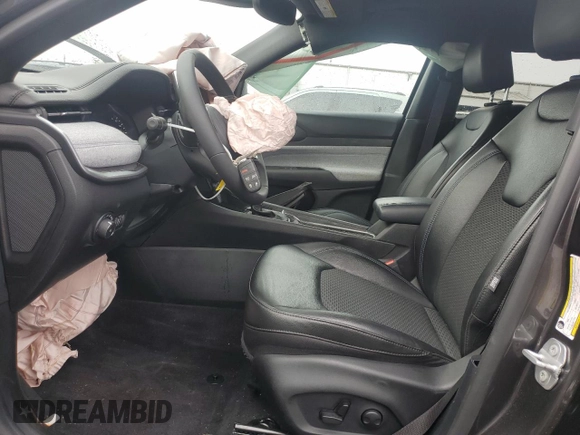 2023 Jeep Compass Latitude with VIN 3C4NJDBN4PT504602, listed as a Copart auction lot 46733985 with 10,223 mi miles and Salvage title. Bid and sale history available at DreamBid. Image 7.