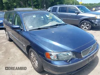 2004 Volvo V70 with VIN YV1SW61TX42366667, listed as a IAAI auction lot 42597039 with 191,199 mi miles and . Bid and sale history available at DreamBid. Image 1.