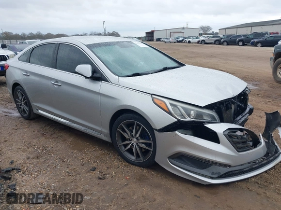 2015 Hyundai Sonata Sport with VIN 5NPE34AB1FH088637, listed as a IAAI auction lot 41455927 with 194,232 mi miles and . Bid and sale history available at carsss.com. Image 1.