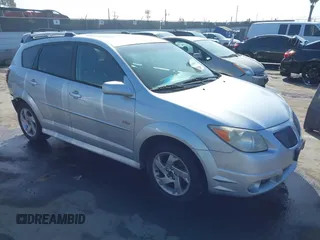 2008 Pontiac Vibe with VIN 5Y2SL65838Z400904, listed as a IAAI auction lot 41656435 with 215,978 mi miles. Bid and sale history available at carsss.com. Image 1.