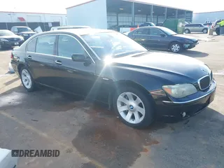 2006 BMW 7 Series 750Li with VIN WBAHN83576DT36107, listed as a IAAI auction lot 41282815 with 177,910 mi miles. Bid and sale history available at carsss.com. Image 1.