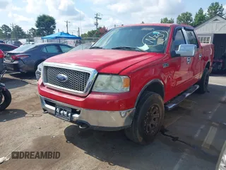 2008 Ford F-150 XLT с VIN 1FTPW14V48FB00068, выставлен на аукционе IAAI как лот 42863417 с пробегом 302 476 миль миль и . История ставок и продаж доступна на DreamBid. Изображение 16.