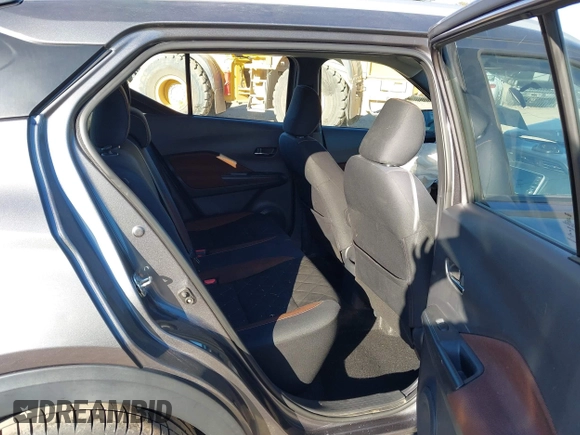2019 Nissan Kicks S with VIN 3N1CP5CU2KL556291, listed as a IAAI auction lot 41312893 with 51,081 mi miles. Bid and sale history available at carsss.com. Image 8.