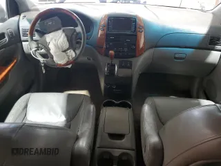 2010 Toyota Sienna XLE с VIN 5TDYK4CC9AS342961, выставлен на аукционе Copart как лот 60057105 с пробегом Не указан миль и Списание • Salvage title. История ставок и продаж доступна на DreamBid. Изображение 8.