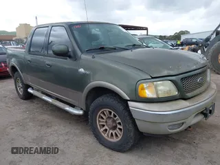 2003 Ford F-150 XLT with VIN 1FTRW08L43KC83824, listed as a IAAI auction lot 41885702 with 242,195 mi miles. Bid and sale history available at carsss.com. Image 1.