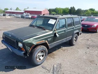 1996 Jeep Cherokee Sport with VIN 1J4FJ68S0TL211339, listed as a IAAI auction lot 42164217 with 193,080 mi miles and . Bid and sale history available at DreamBid. Image 2.