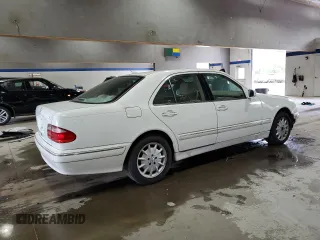 2002 Mercedes-Benz E-Class with VIN WDBJF82J02X065334, listed as a Copart auction lot 53364165 with 152,538 mi miles and Clean Title. Bid and sale history available at carsss.com. Image 3.