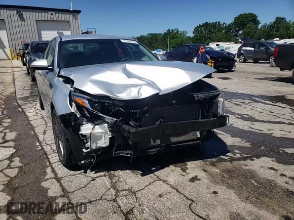 2020 Kia Optima LX z VIN 5XXGT4L34LG381745, wystawiony jako Copart lot #57808785 z przebiegiem 67 740 mil mil oraz Szkoda całkowita • Salvage title. Historia ofert i sprzedaży dostępna na DreamBid. Obrazek 14.